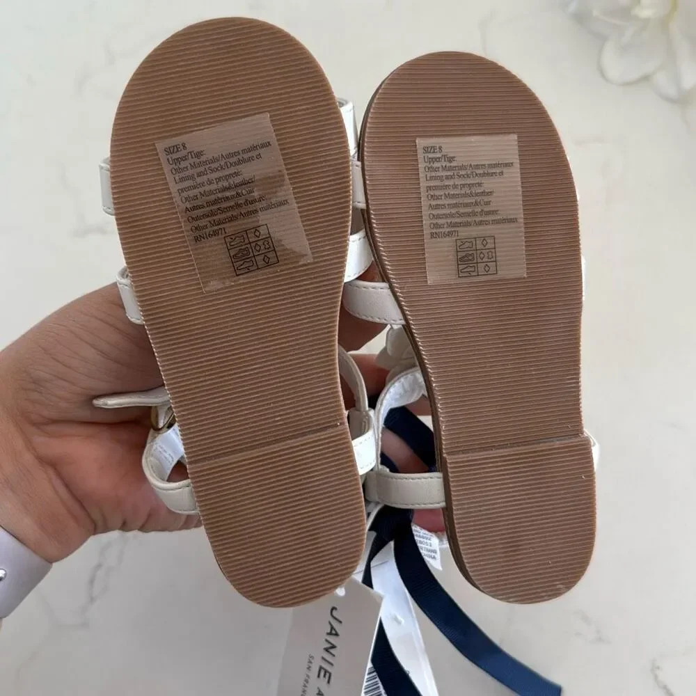 Janie & Jack Flower Sandal in White Size 8